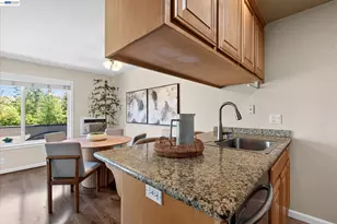 27787 Vasona Ct, Hayward, CA 94544 - Photo 18
