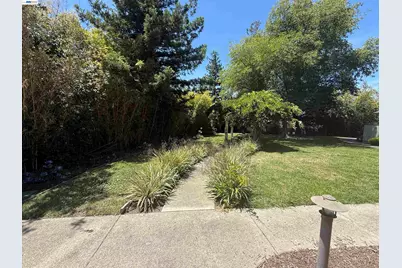 27787 Vasona Ct #13, Hayward, CA 94544 - Photo 18