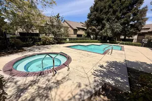 2295 Lakeview Cir, Pittsburg, CA 94565 - Photo 16