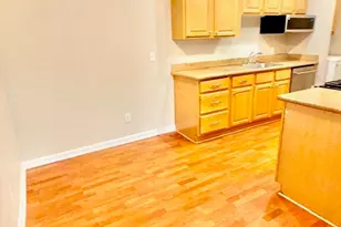 2295 Lakeview Cir, Pittsburg, CA 94565 - Photo 2