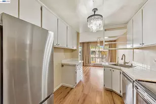 121 Buckingham Dr, Santa Clara, CA 95051 - Photo 12