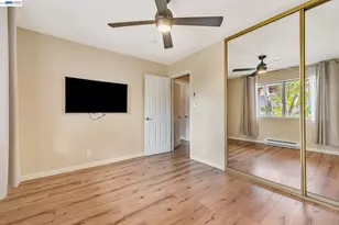 121 Buckingham Dr, Santa Clara, CA 95051 - Photo 22