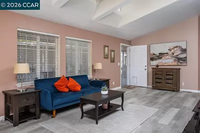 647 Shadow Creek Drive #647, San Jose, CA 95136 - Photo 4