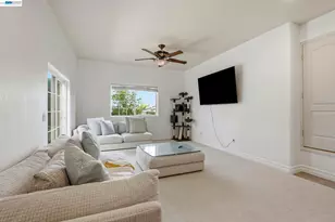 24025 2nd St, Hayward, CA 94541 - Photo 14