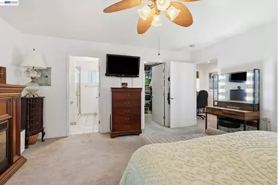 9034 Birch St, Oakland, CA 94603 - Photo 28