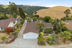 92 Welle Rd, Crockett, CA 94525 - Photo 2