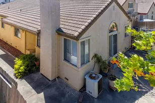240 Seabury St, Suisun City, CA 94585 - Photo 16