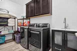 1787 Branson Ct, Lathrop, CA 95330 - Photo 20