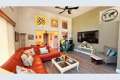 406 Stanford St, Vacaville, CA 95687 - Photo 2