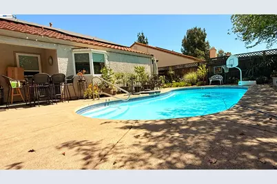 406 Stanford St, Vacaville, CA 95687 - Photo 18