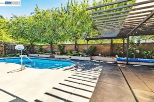 406 Stanford St, Vacaville, CA 95687 - Photo 20