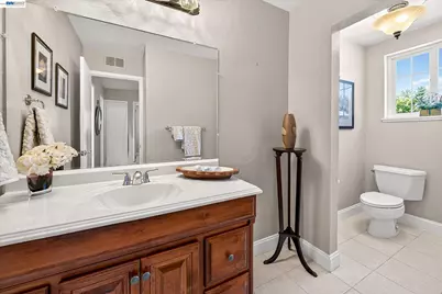 2360 Hampton Rd, Livermore, CA 94550 - Photo 32