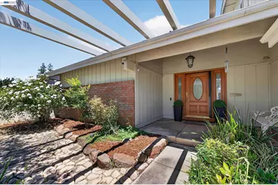 2360 Hampton Rd, Livermore, CA 94550 - Photo 4