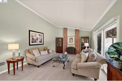 2360 Hampton Rd, Livermore, CA 94550 - Photo 10