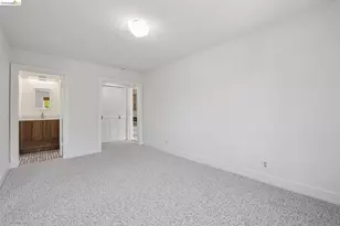 2558 Hilgard Ave, Berkeley, CA 94709 - Photo 48