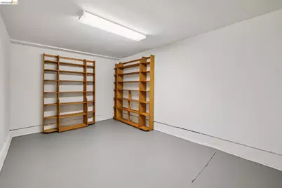 2558 Hilgard Ave, Berkeley, CA 94709 - Photo 54
