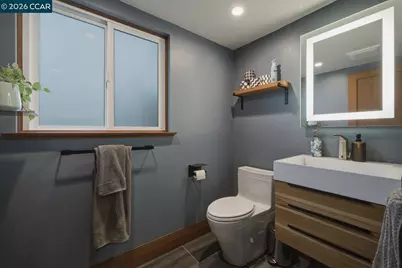 917 Hamilton Dr, Pleasant Hill, CA 94523 - Photo 24