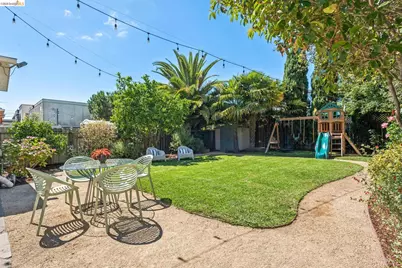 758 61st St, Oakland, CA 94609 - Photo 66