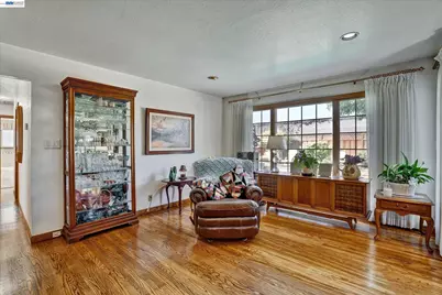 38551 Granville Dr, Fremont, CA 94536 - Photo 6