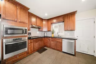 3229 MacArthur Blvd, Oakland, CA 94602 - Photo 12