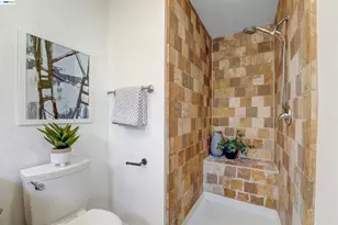 380 Springpark Cir, San Jose, CA 95136 - Photo 32