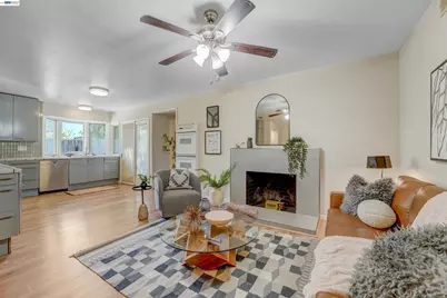 380 Springpark Cir, San Jose, CA 95136 - Photo 12