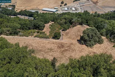 1180 Bear Creek Rd, Martinez, CA 94553 - Photo 10