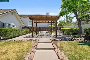 2259 Foxhill Dr, Martinez, CA 94553 - Photo 26