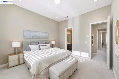 5423 Iron Horse Pkwy, Dublin, CA 94568 - Photo 16