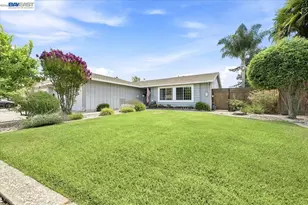 854 Hanover St, Livermore, CA 94551 - Photo 2