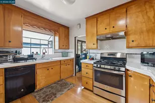 1242 Hopkins St, Berkeley, CA 94702 - Photo 20