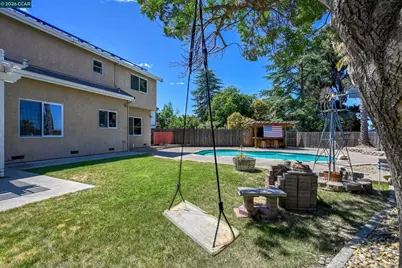 454 Bristol Ct, Oakley, CA 94561 - Photo 4