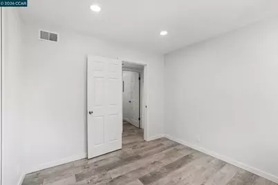1965 Ascot Dr #6, Moraga, CA 94556 - Photo 20