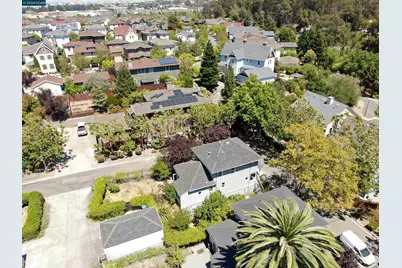 133 Pinole St, Hercules, CA 94547 - Photo 32