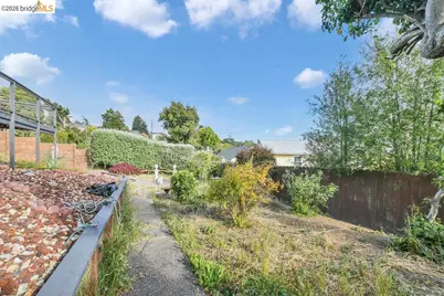 6606 Hagen Blvd, El Cerrito, CA 94530 - Photo 44