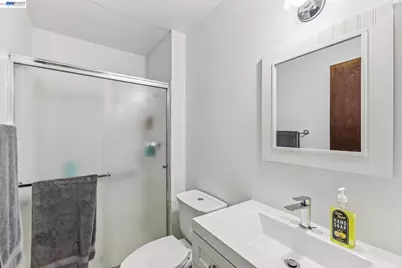 1401 Cottage St #D, Alameda, CA 94501 - Photo 16