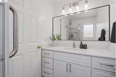 1880 Kappa Ave, San Leandro, CA 94579 - Photo 34
