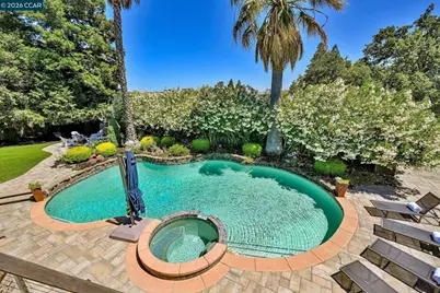 1450 Corvey Court, Walnut Creek, CA 94598 - Photo 40