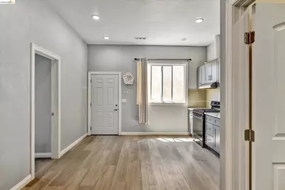 1190 Davis St, San Leandro, CA 94577 - Photo 24