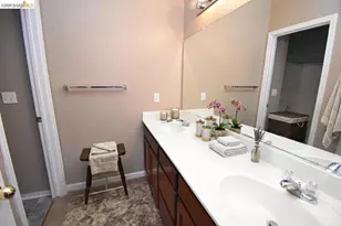 1875 Ventura Dr, Pittsburg, CA 94565 - Photo 32