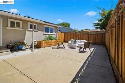 1183 Bannock St, Livermore, CA 94551 - Photo 2