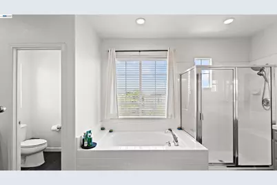 2567 Greystone Dr, Tracy, CA 95377 - Photo 18