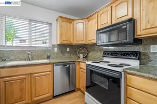 3836 Keneland Way, Pleasanton, CA 94588 - Photo 10
