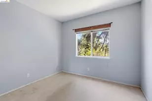 243 Florence Ct, Hercules, CA 94547 - Photo 18
