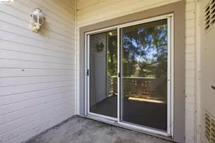 243 Florence Ct, Hercules, CA 94547 - Photo 14