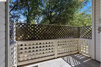243 Florence Ct, Hercules, CA 94547 - Photo 6