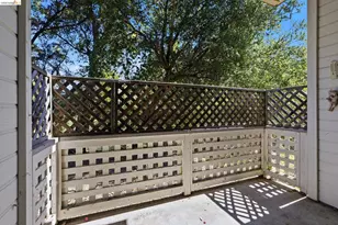 243 Florence Ct, Hercules, CA 94547 - Photo 6