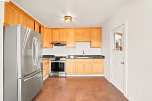 6616 Outlook Ave, Oakland, CA 94605 - Photo 10
