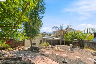 6616 Outlook Ave, Oakland, CA 94605 - Photo 20