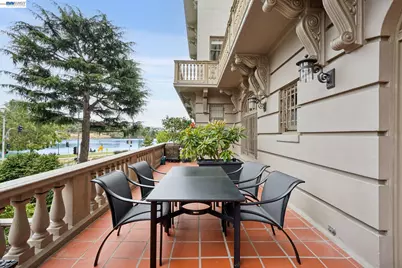 200 Lakeside #105, Oakland, CA 94612 - Photo 32